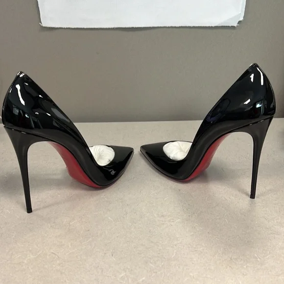 Christian Louboutin Iriza Open-Side Red Sole Pump. Women’s 12. Never worn. - Picture 7 of 9